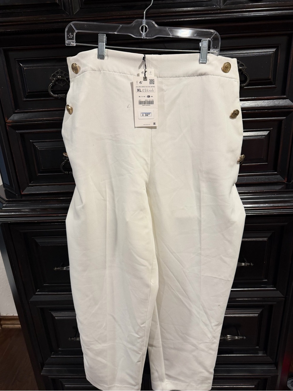 NWT Zara White High-Waist Button Detail Trousers